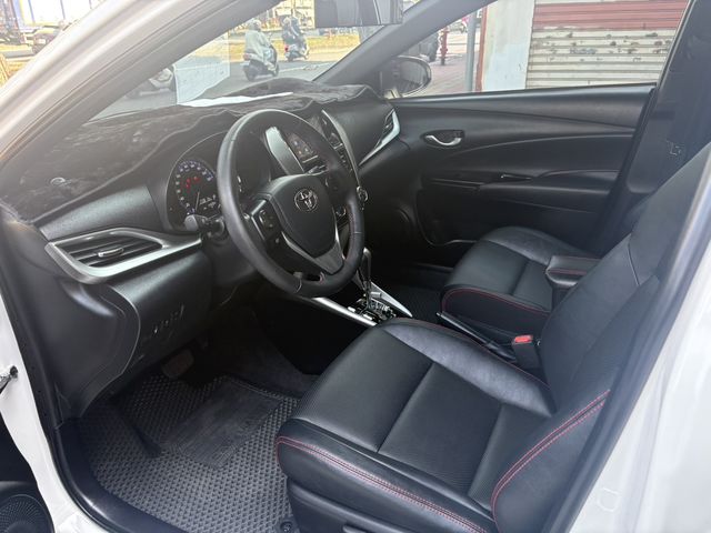 YARIS 1.5  第8張相片