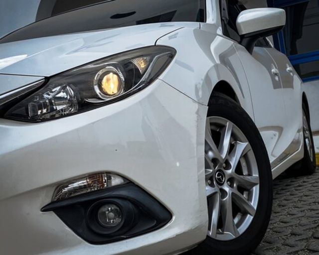 MAZDA馬自達 MAZDA 3  第2張相片