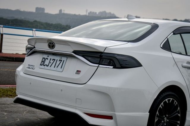 TOYOTA豐田 ALTIS  第4張相片