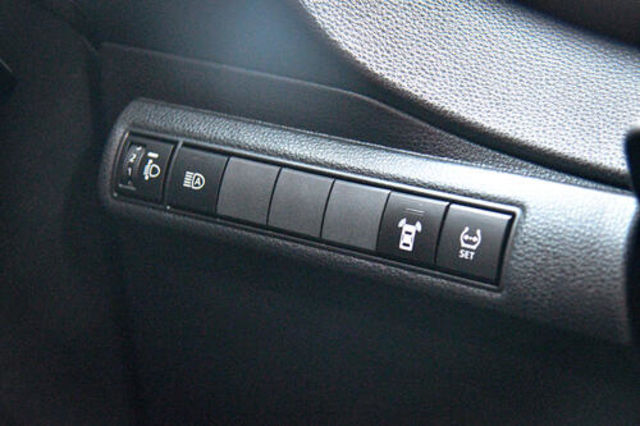TOYOTA豐田 ALTIS  第9張相片