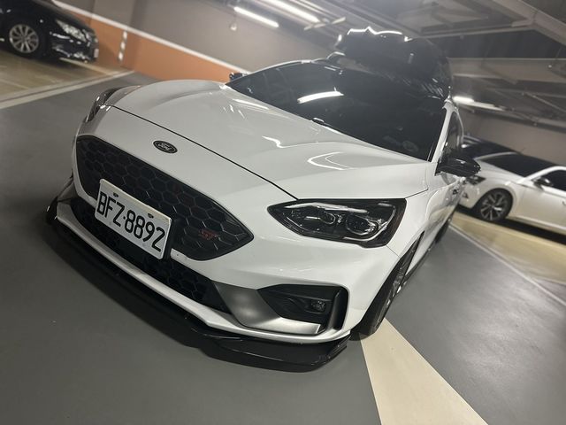 FORD福特 FOCUS ST WAGON  第2張相片