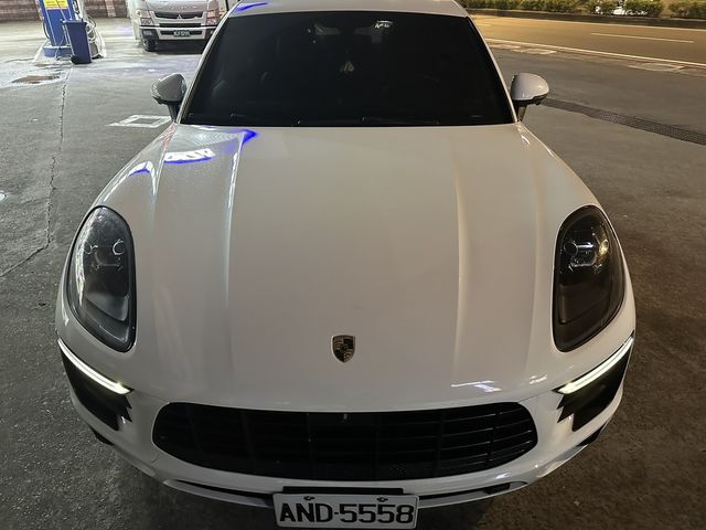 PORSCHE保時捷 MACAN  第3張相片