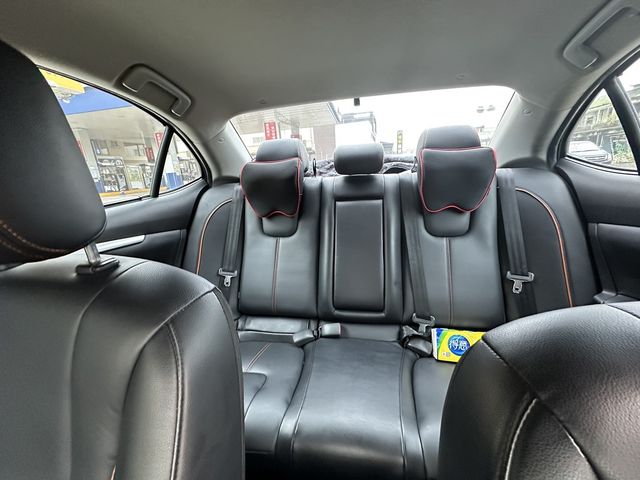 MITSUBISHI三菱 GRAND LANCER  第6張相片
