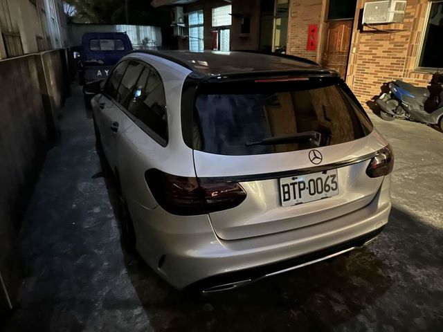 M-BENZ賓士 C180  第2張相片