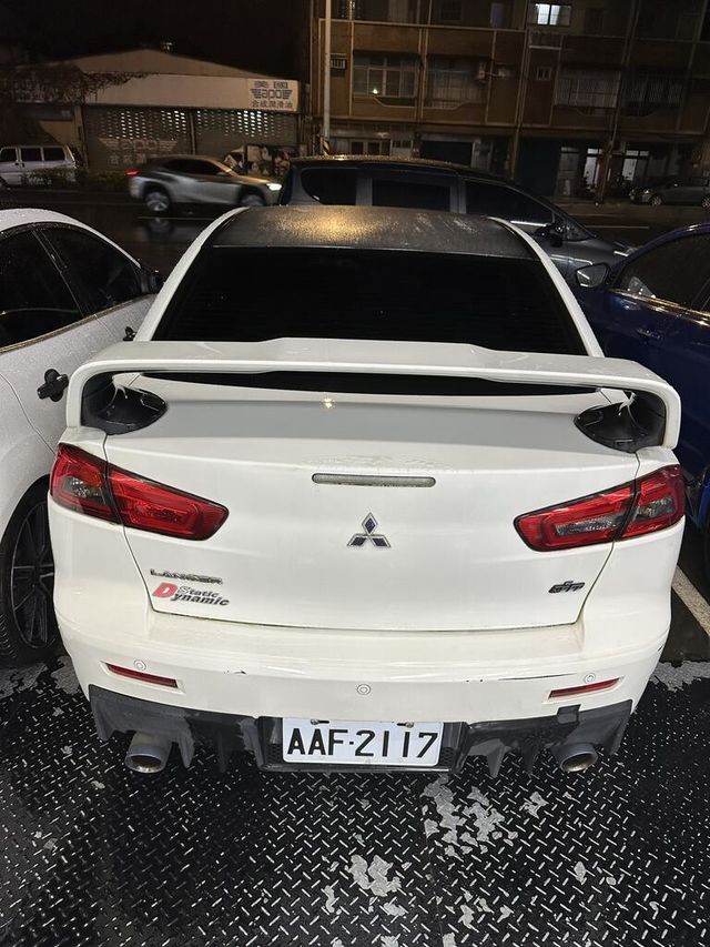 MITSUBISHI三菱 LANCER IO  第7張相片