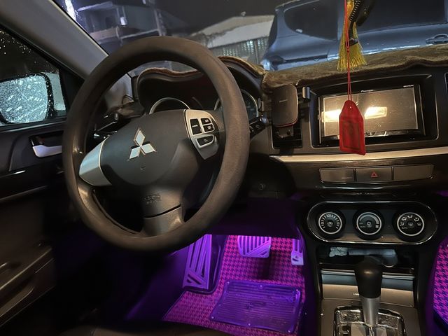 MITSUBISHI三菱 LANCER IO  第11張相片