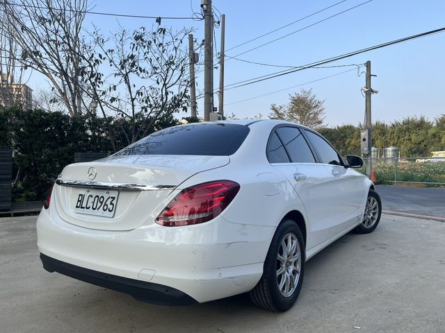 M-BENZ賓士 C250  第2張相片