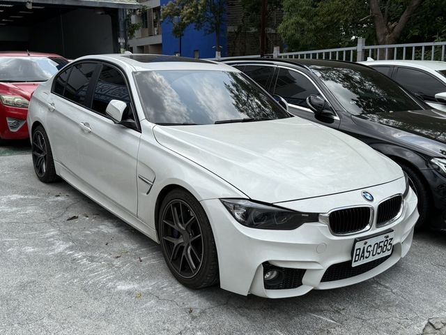 BMW寶馬 328I  第1張相片