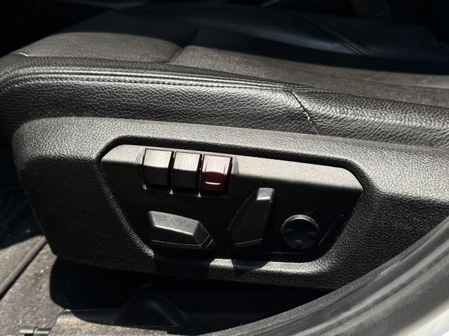 BMW寶馬 328I  第6張相片