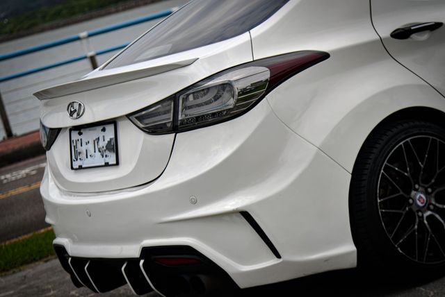 HYUNDAI現代 ELANTRA  第6張相片