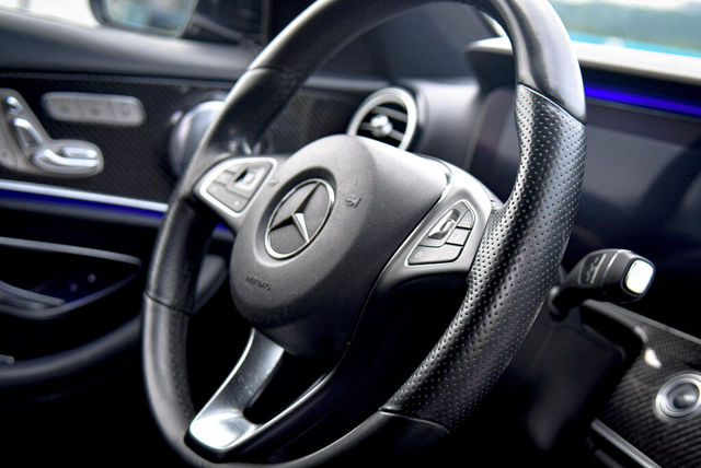 M-BENZ賓士 E300  第15張相片