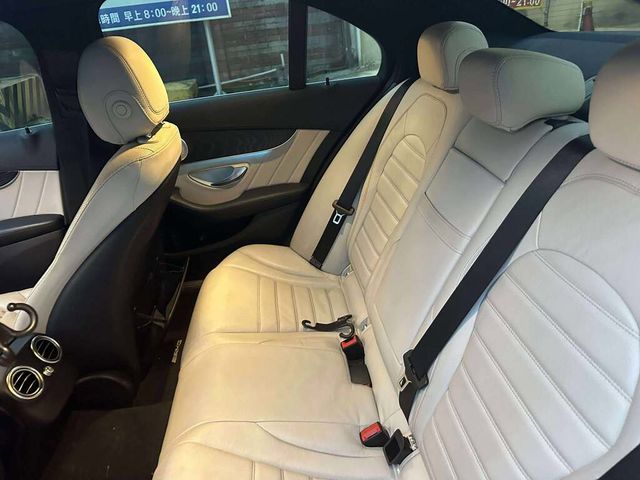 M-BENZ賓士 C300  第7張相片