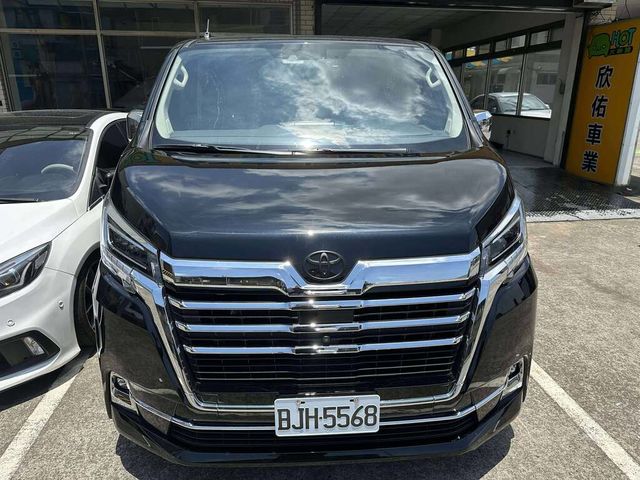 TOYOTA豐田 GRANVIA  第3張相片