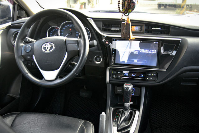 TOYOTA豐田 ALTIS  第5張相片