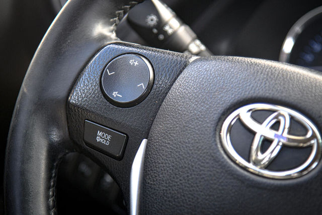 TOYOTA豐田 ALTIS  第7張相片