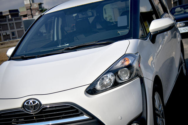 TOYOTA豐田 SIENTA  第3張相片