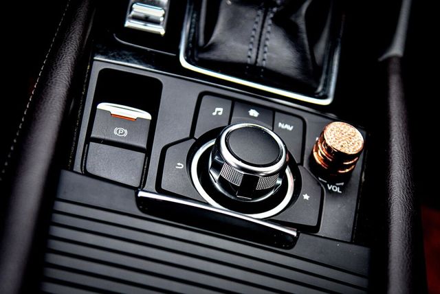 MAZDA馬自達 MAZDA 3  第10張相片