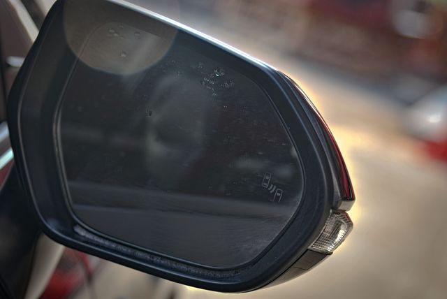 TOYOTA豐田 COROLLA ALTIS HYBRID  第10張相片