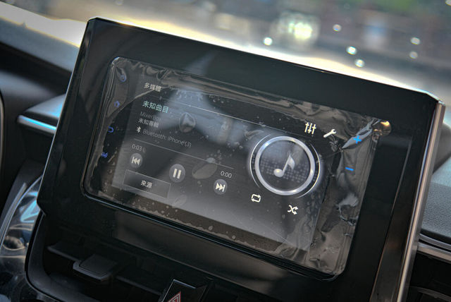 TOYOTA豐田 COROLLA ALTIS HYBRID  第11張相片