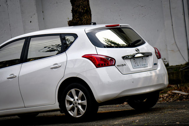 NISSAN日產 TIIDA  第3張相片