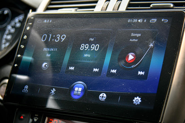 NISSAN日產 TIIDA  第9張相片