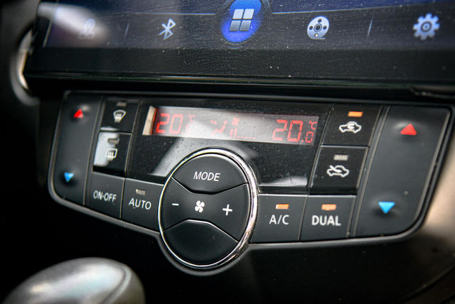 NISSAN日產 TIIDA  第10張相片