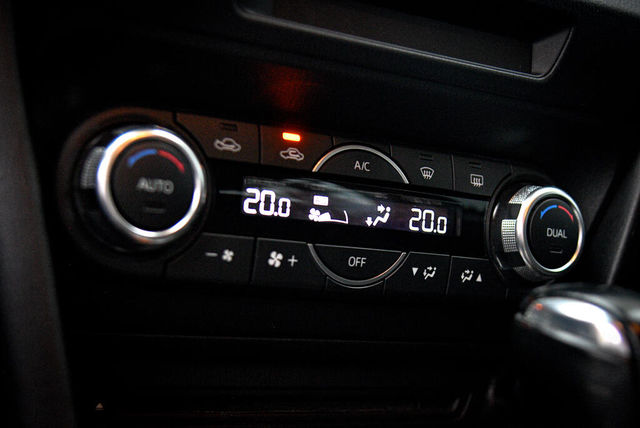 MAZDA馬自達 MAZDA 3  第15張相片