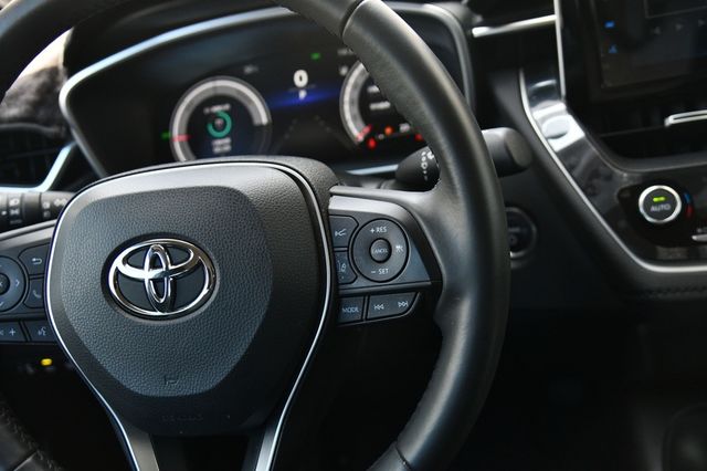 TOYOTA豐田 COROLLA ALTIS HYBRID  第7張相片