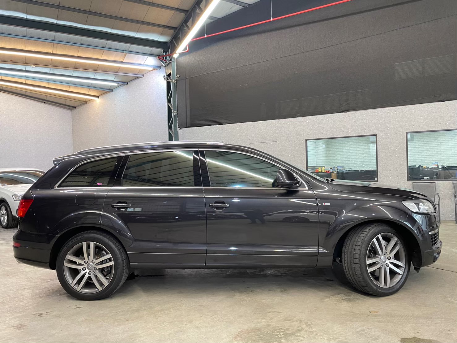 2009 Audi Q7 4.2 TDI   第3張相片