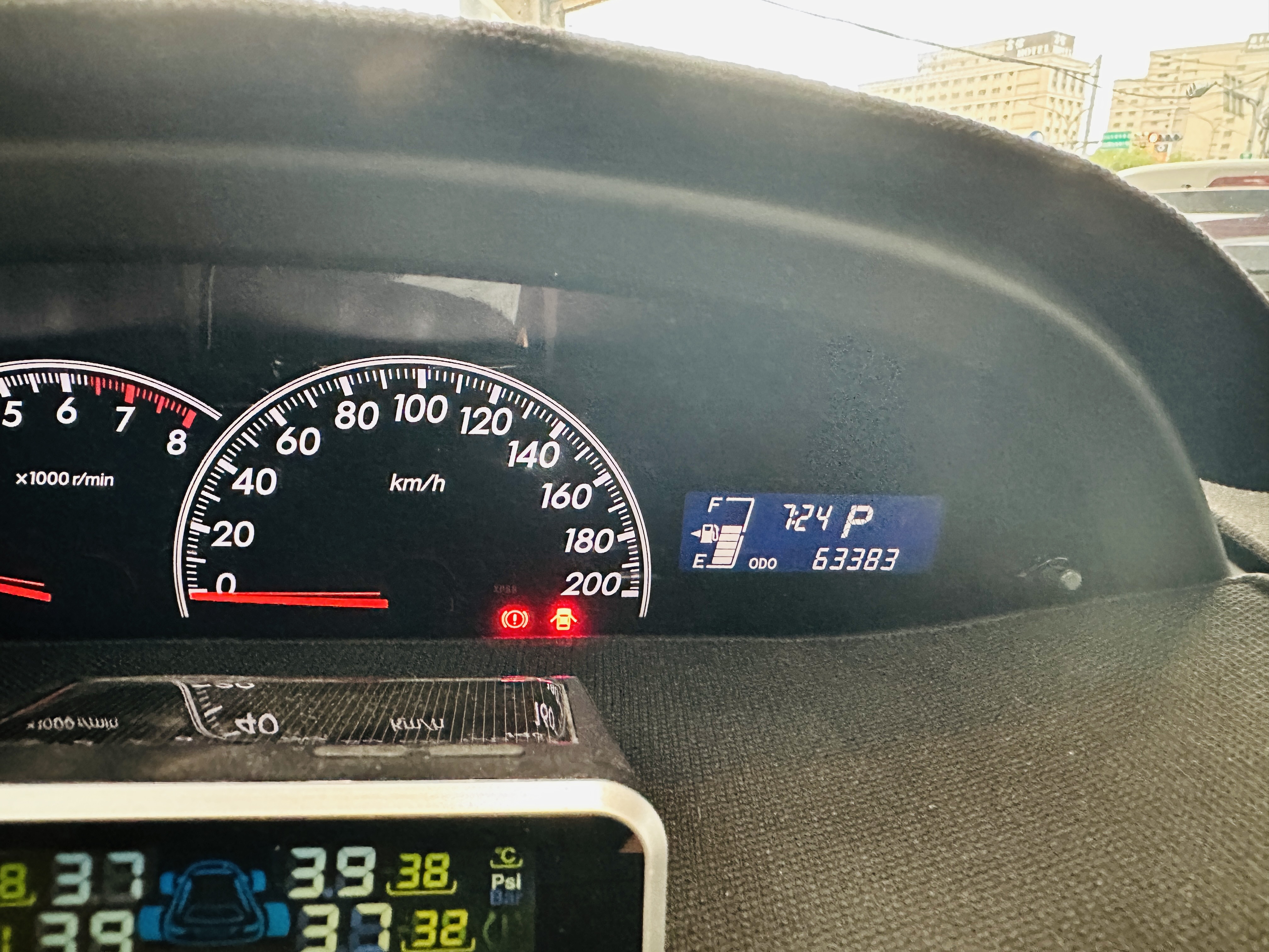 僅跑六萬的Yaris Ｇ版 1.5 優仕卡國際車業  第8張相片