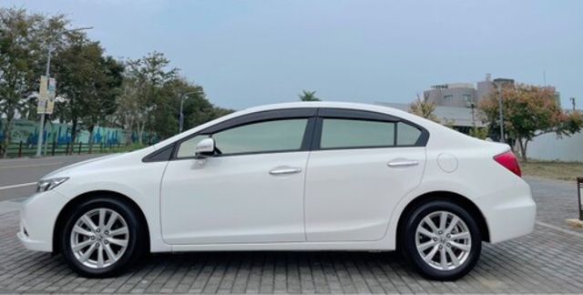 HONDA本田 CIVIC  第8張相片