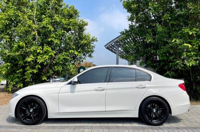 BMW寶馬 316I  第8張相片