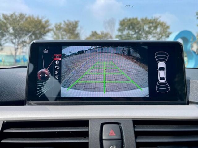 BMW寶馬 316I  第13張相片