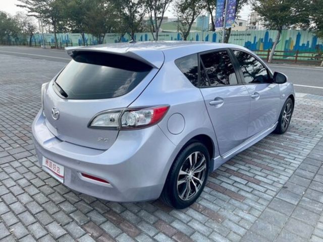 MAZDA馬自達 MAZDA 3  第2張相片