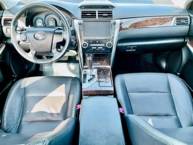 TOYOTA豐田 CAMRY HYBRID  第10張相片