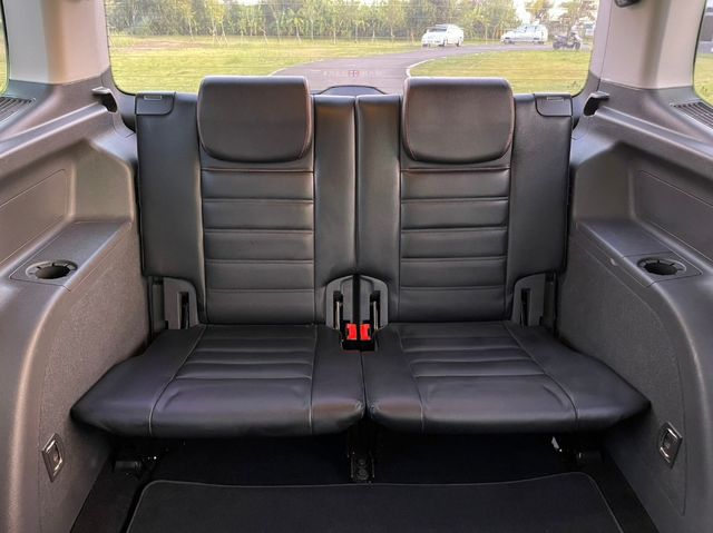 VOLKSWAGEN福斯 TOURAN  第14張相片