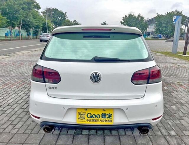 VOLKSWAGEN福斯 GOLF GTI  第6張相片