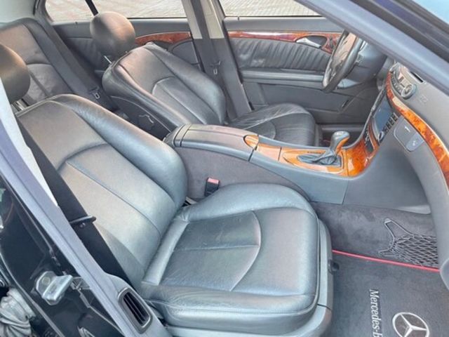 M-BENZ賓士 E240  第18張相片