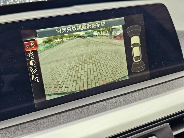 BMW寶馬 320I GT  第10張相片