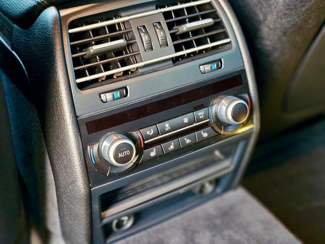 BMW寶馬 740LI  第16張相片