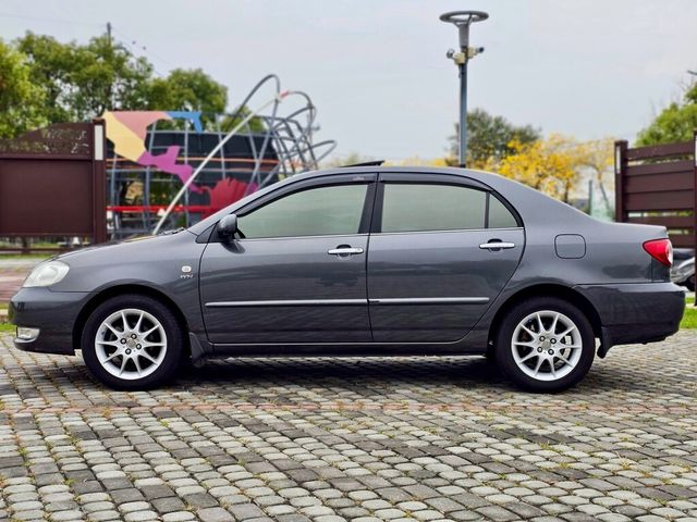 TOYOTA豐田 ALTIS  第3張相片