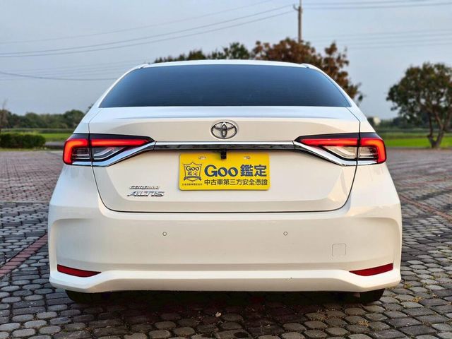 TOYOTA豐田 ALTIS  第5張相片
