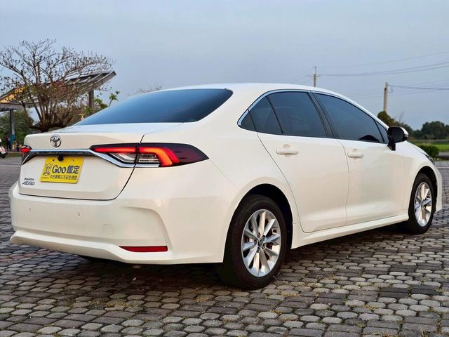 TOYOTA豐田 ALTIS  第6張相片