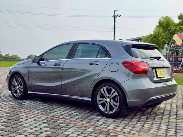 M-BENZ賓士 A180  第2張相片