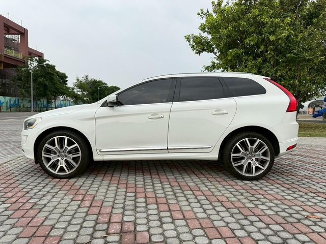 VOLVO富豪 XC60  第2張相片