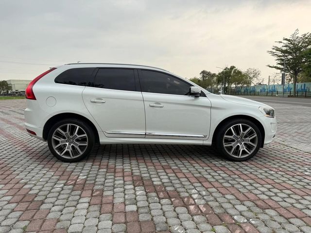 VOLVO富豪 XC60  第3張相片