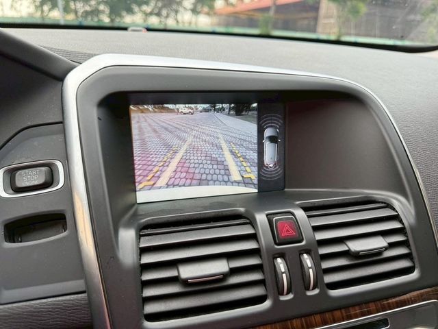 VOLVO富豪 XC60  第11張相片