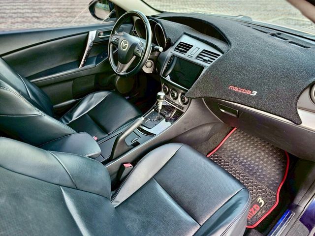 MAZDA馬自達 MAZDA 3  第8張相片