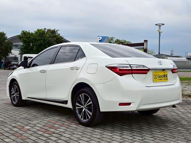 TOYOTA豐田 ALTIS  第4張相片