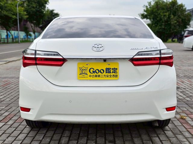 TOYOTA豐田 ALTIS  第5張相片